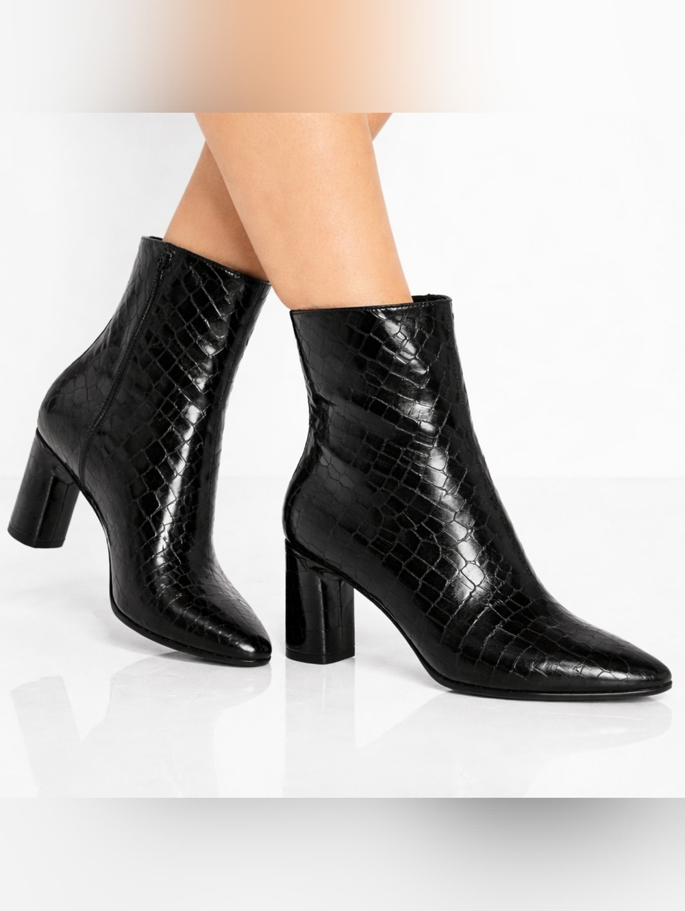 Robert Clergerie Paris Elte Black Croc-Effect Leather Ankle Boots Sz 37.5